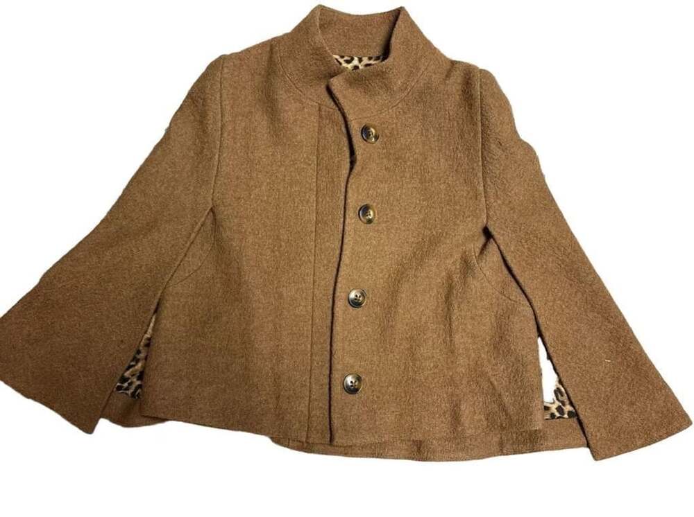 Chico’s 100% Wool Cape Women’s Size 0 (US 4/S) Leopard Lining Brown Button Front